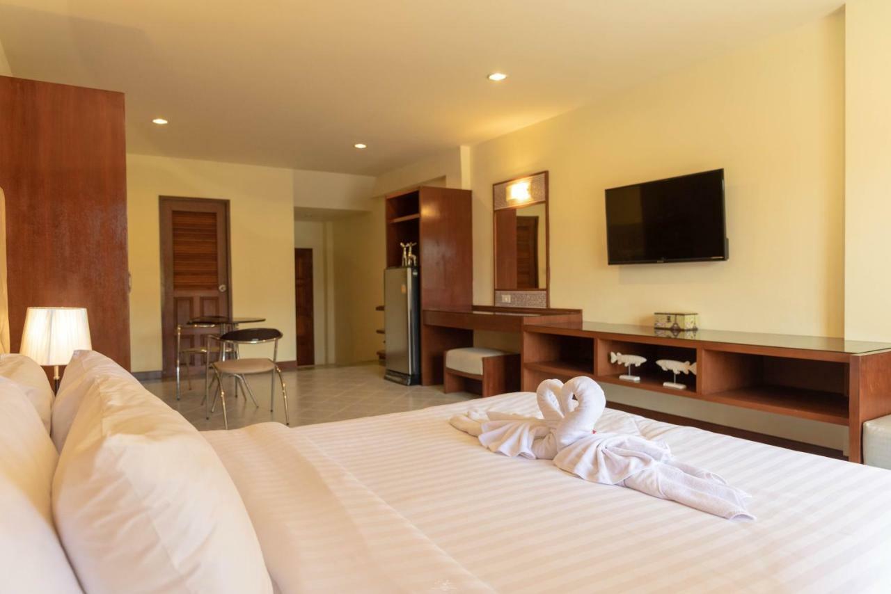 Park 38 Hotel - Sha Plus Пхукет Экстерьер фото